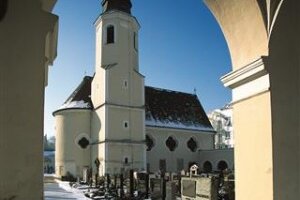 Friedhofskirche St. Sebastian Friedhofskirche St. Sebastian