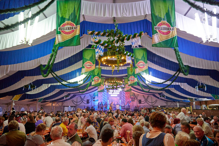 Neuöttinger Marktdult - Dultauszug & Abend der Vereine
